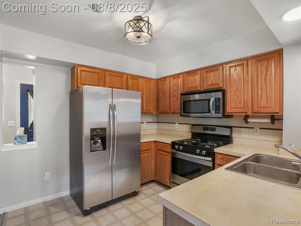 4462 Hunters W, 38, Canton, MI 48188 — Photo 18
