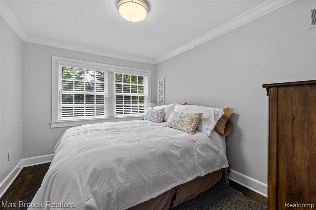 937 Henley Street, Birmingham, MI 48009 — Photo 21
