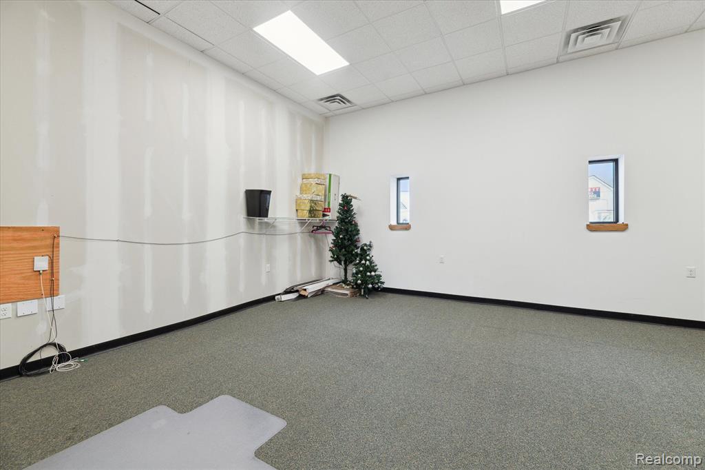 920 E GRAND RIVER Avenue, Howell, MI 48843 — Photo 22