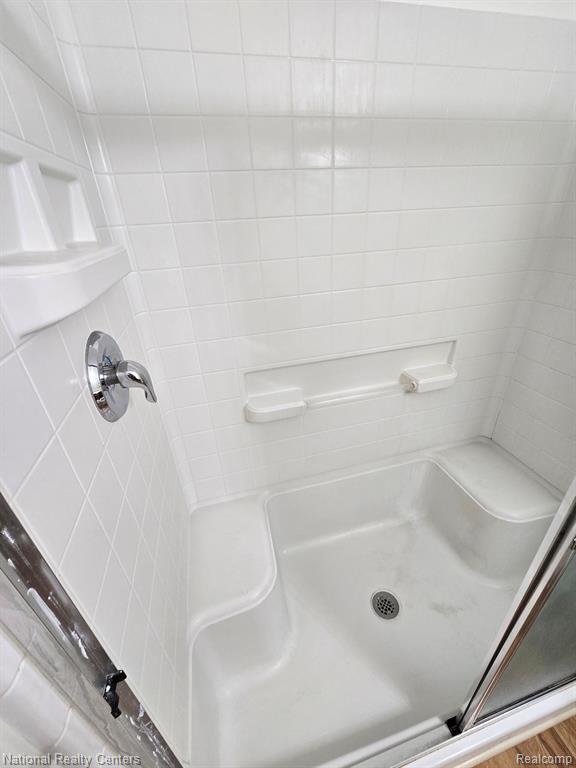 4058 RADCLIFF Drive, Canton, MI 48188 — Photo 24