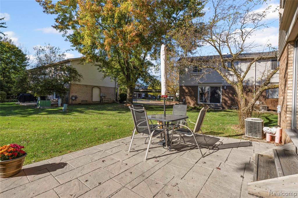 1945 W Franklin Drive, Canton, MI 48187 — Photo 35