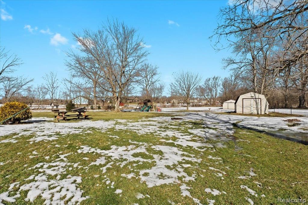 10772 ODELL Road, Fowlerville, MI 48836 — Photo 34