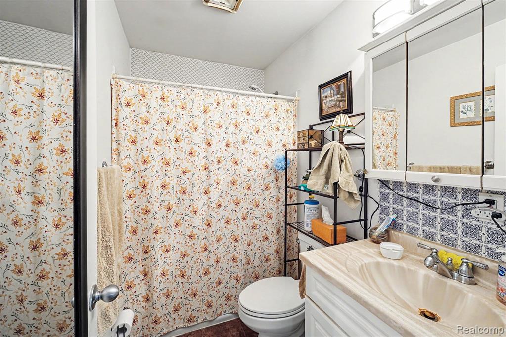 4987 E M 36, Pinckney, MI 48169 — Photo 12