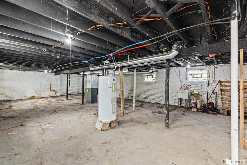 3010 Montclair Street, Detroit, MI 48214 — Photo 51