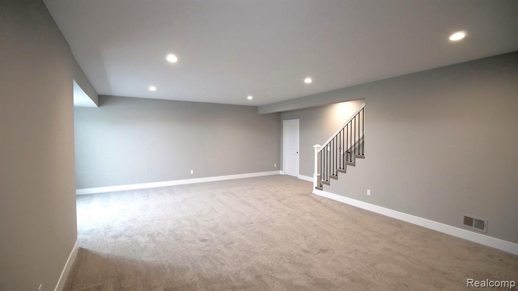 549 BIRKDALE Drive, Howell, MI 48843 — Photo 22