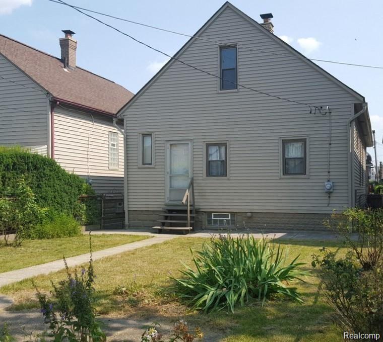 3321 Doremus Street, Hamtramck, MI 48212 — Photo 24