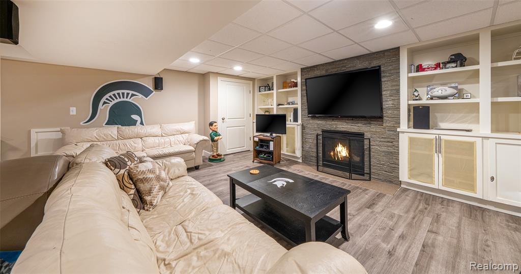 828 Westchester Road, Grosse Pointe Park, MI 48230 — Photo 45