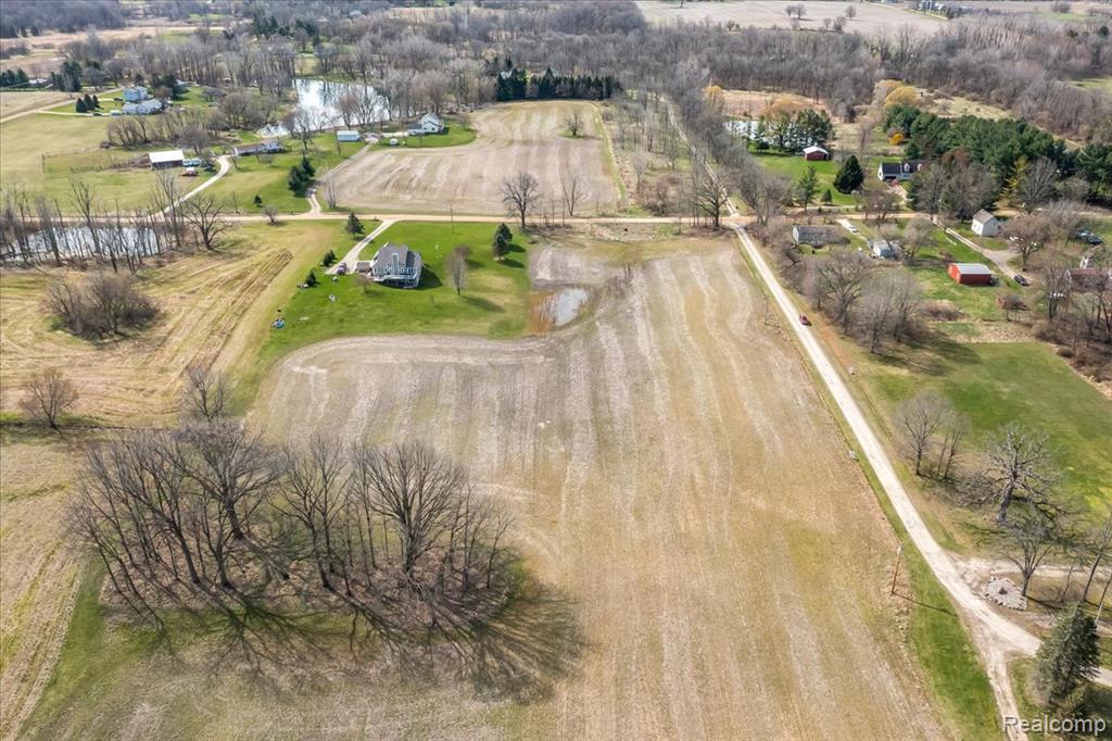 L Schrepfer Road, Howell, MI 48855 — Photo 7