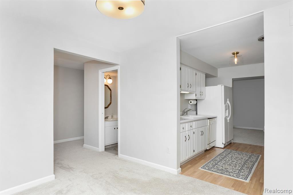 4914 CARA, Royal Oak, MI 48073 — Photo 11