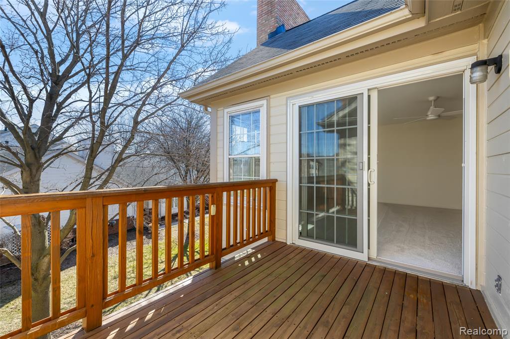 16252 Country Knoll Drive, Northville, MI 48168 — Photo 43