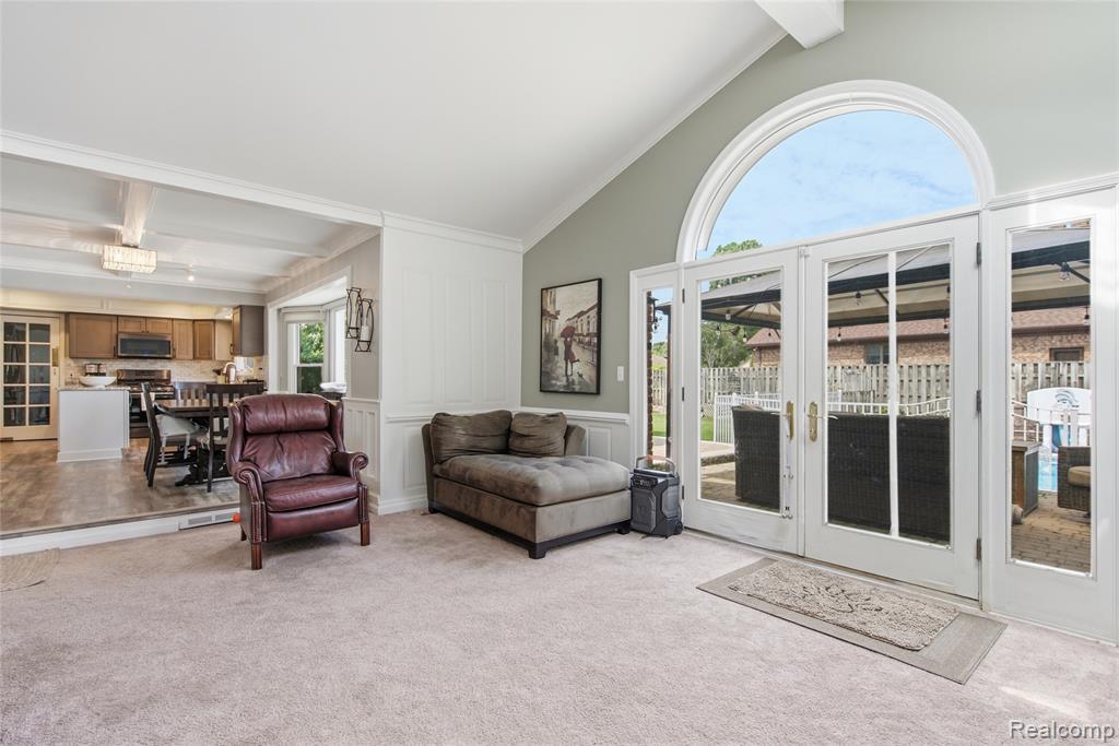 46884 Ben Franklin Drive, Utica, MI 48315 — Photo 21