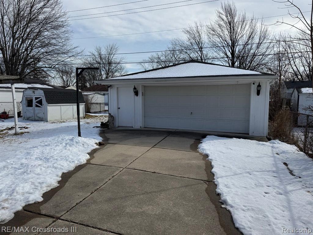 41731 MCKINLEY Street, Van Buren, MI 48111 — Photo 2