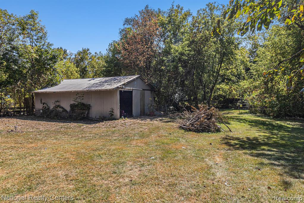 7250 Lindrath, Washington, MI — Photo 28