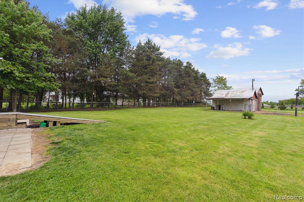 10605 Wilkinson Road, Lennon Vlg, MI 48449 — Photo 35