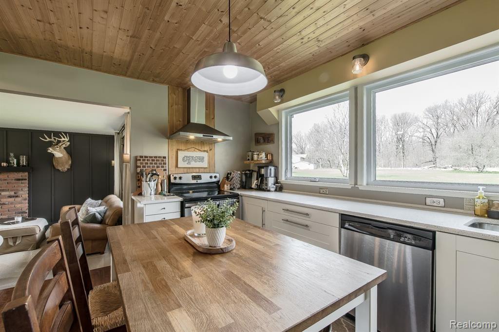 8650 KNOX Road, Clarkston, MI 48348 — Photo 19