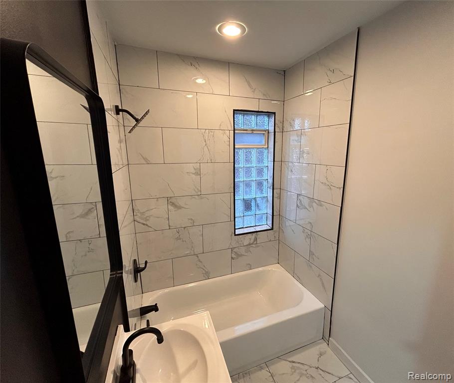 16306 Carlisle Street, Detroit, MI 48205 — Photo 8