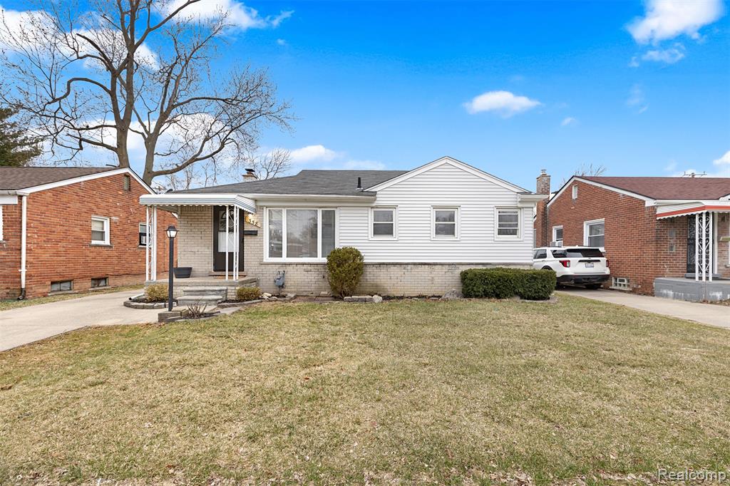 358 Greenwood Street, Inkster, MI 48141 — front exterior