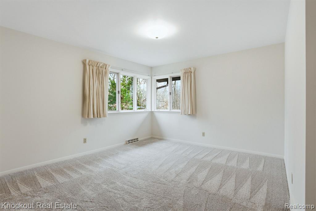 7301 W Ronrick Place, Frankenmuth, MI 48734 — Photo 21