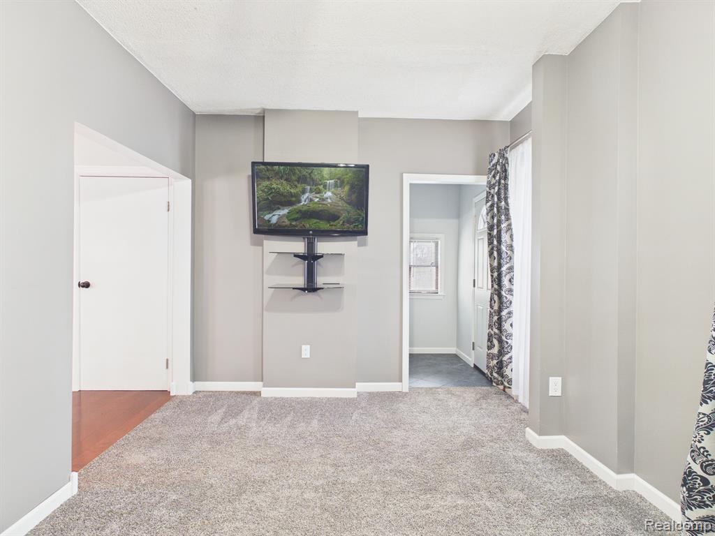 90 Scott Boulevard, Mount Clemens, MI 48043 — Photo 15