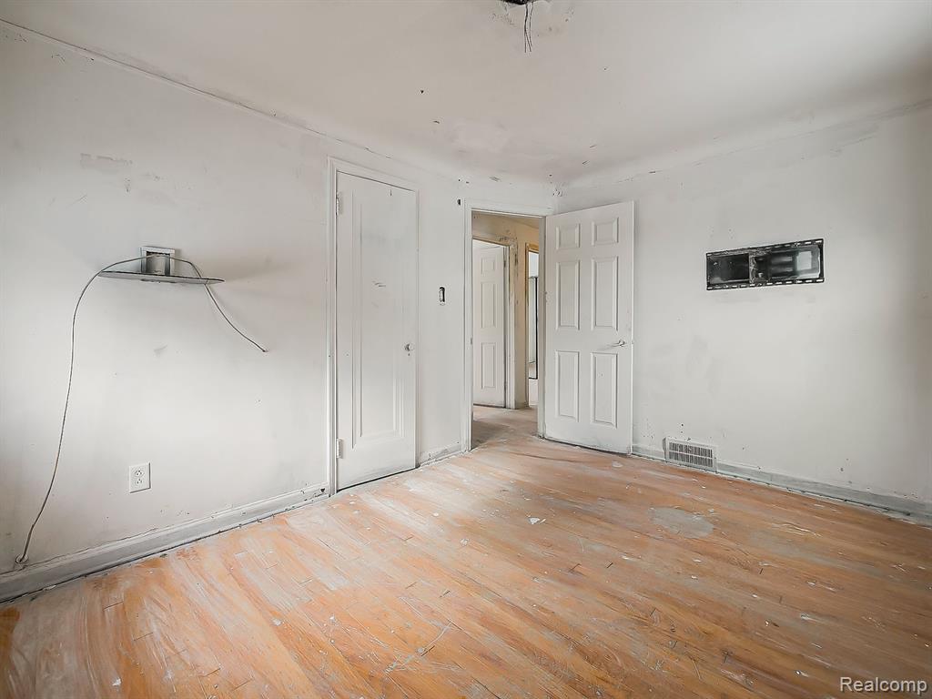9900 TERRY Street, Detroit, MI 48227 — Photo 13
