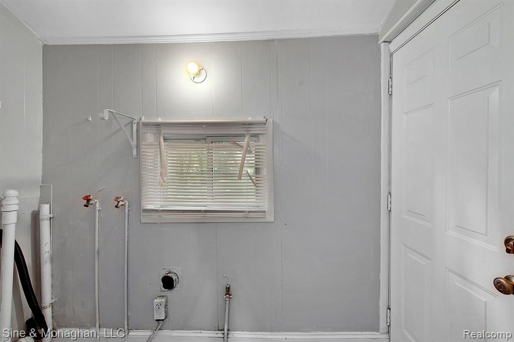 8436 CHAPP Avenue, Warren, MI 48089 — Photo 7