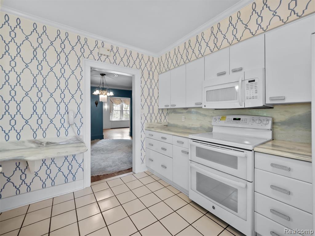 787 Ridgedale Avenue, Birmingham, MI 48009 — Photo 9