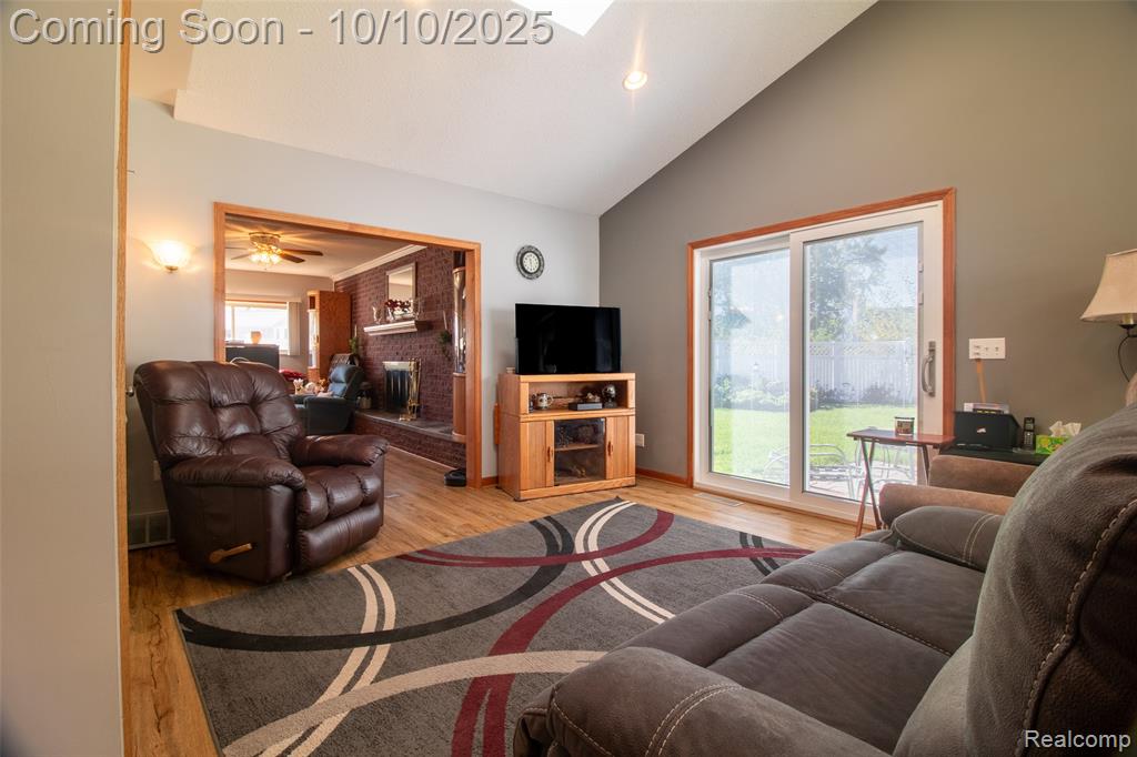 22321 N Fairway Drive, Woodhaven, MI 48183 — Photo 23