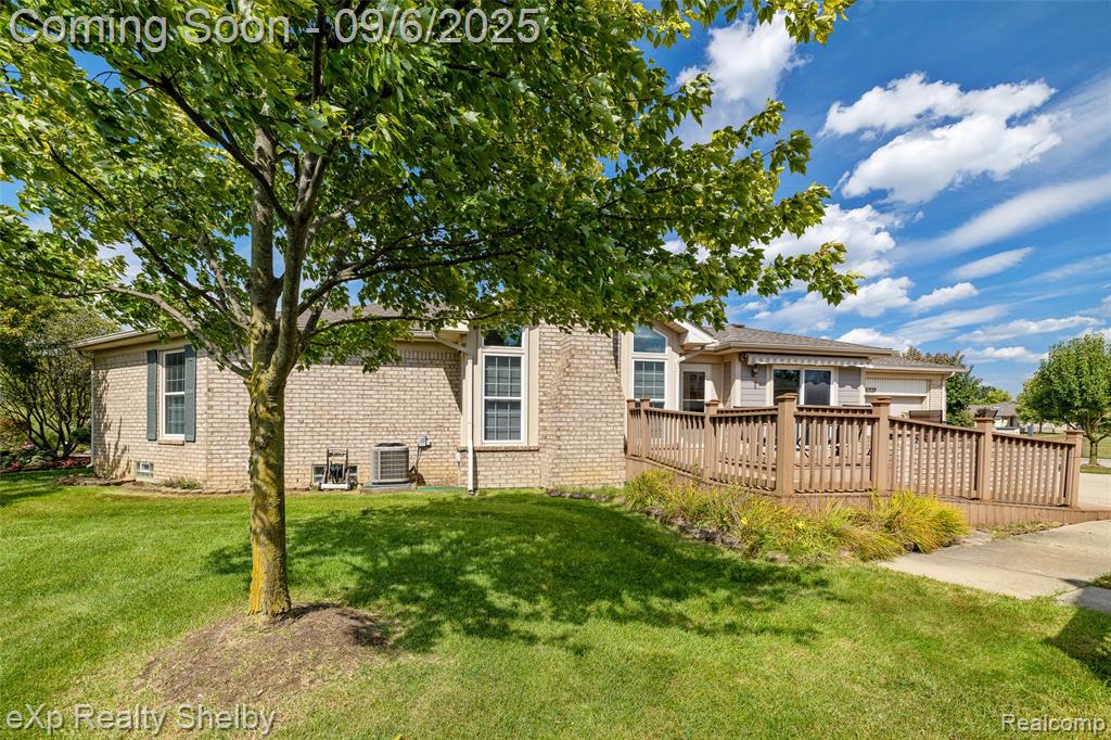 50165 Pepper Tree Drive, 52, Macomb, MI 48044 — Photo 5