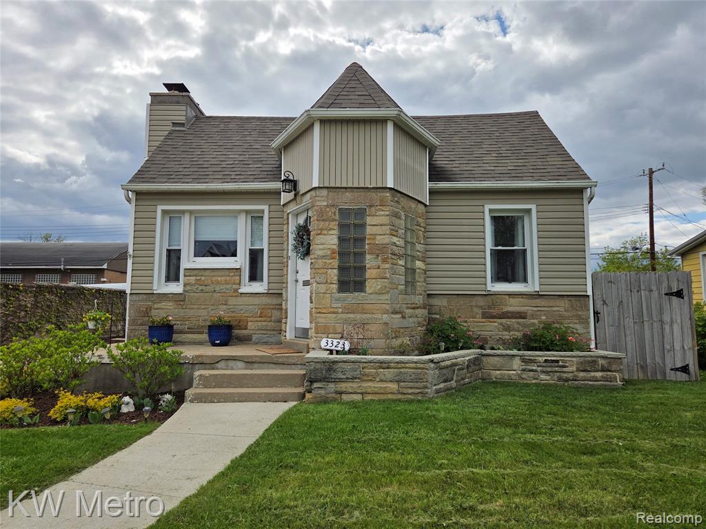 3323 Phillips Avenue, Berkley, MI 48072 — front exterior