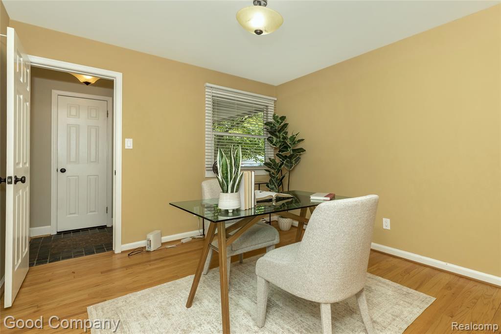 802 Orchard View Drive, Royal Oak, MI 48073 — Photo 19