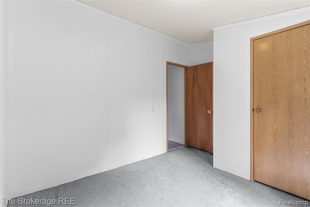 6829 West Street, North Branch, MI 48461 — Photo 21