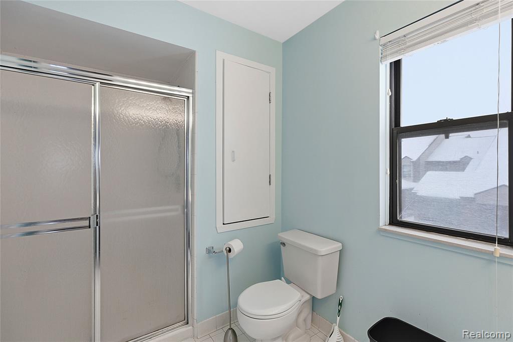 6700 Ridgefield Circle, 201, West Bloomfield, MI — Photo 17
