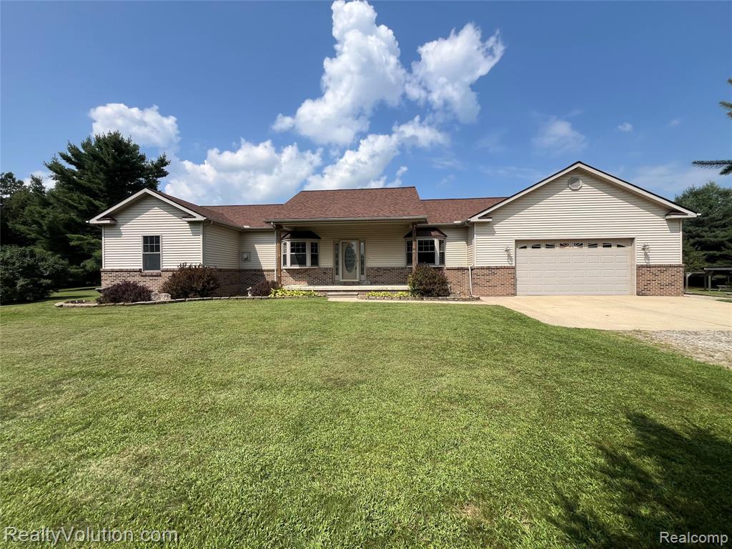 5885 Skyview Drive, Imlay City, MI 48444 — Photo 68