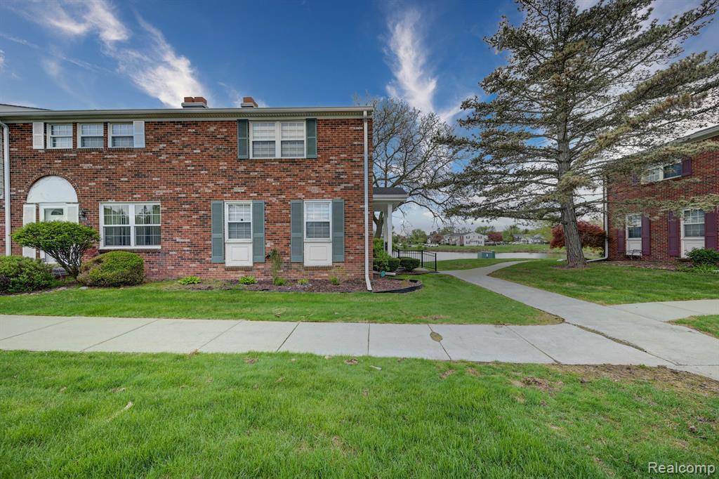 19824 IRONGATE, Northville, MI 48167 — Photo 4