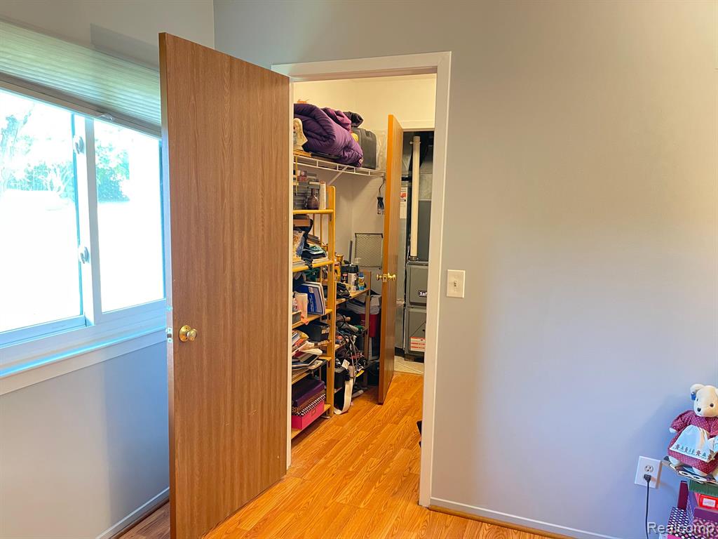 302 SPRING BROOKE Drive, Brighton, MI 48116 — Photo 15