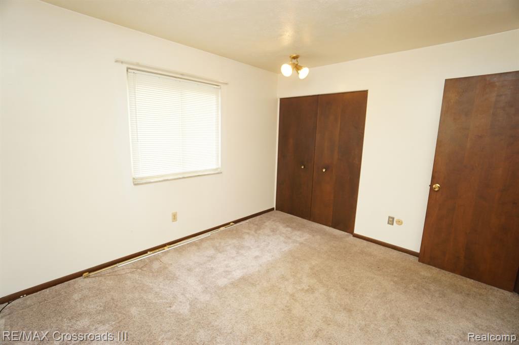 2175 BRADLEY Avenue, Ypsilanti, MI 48198 — Photo 11