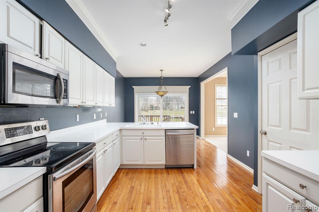 39559 MUIRFIELD Lane, Northville, MI 48168 — Photo 13