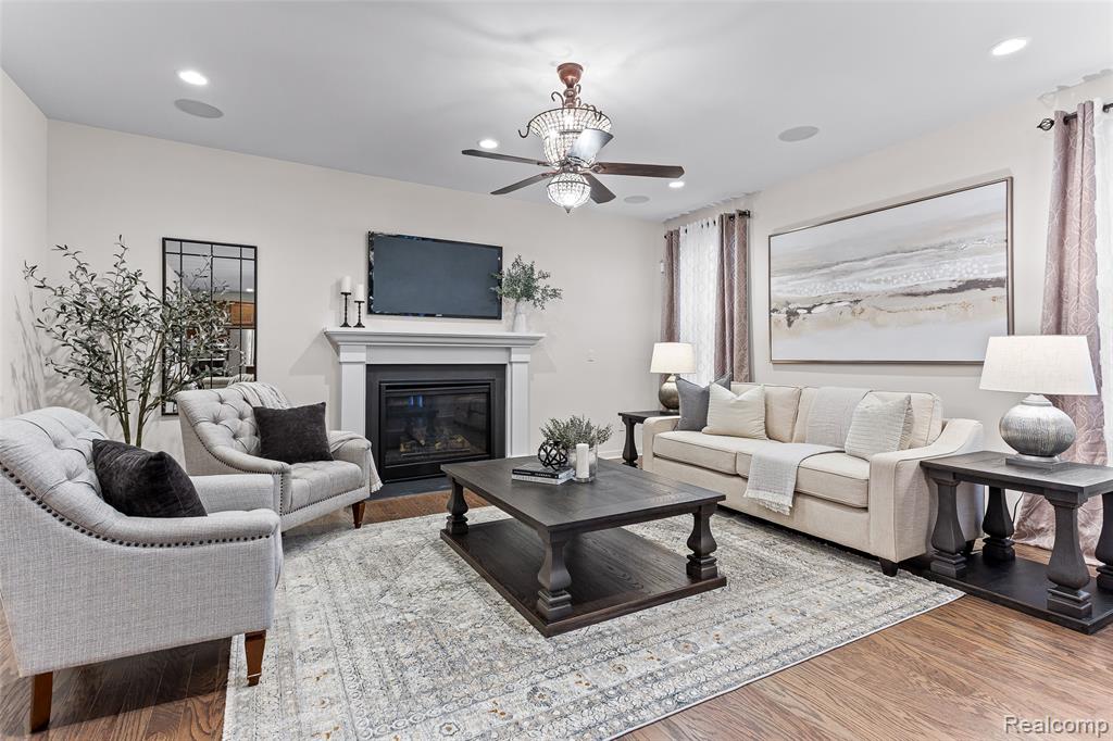 6409 S Trailwoods Drive, Ann Arbor, MI 48103 — Photo 7