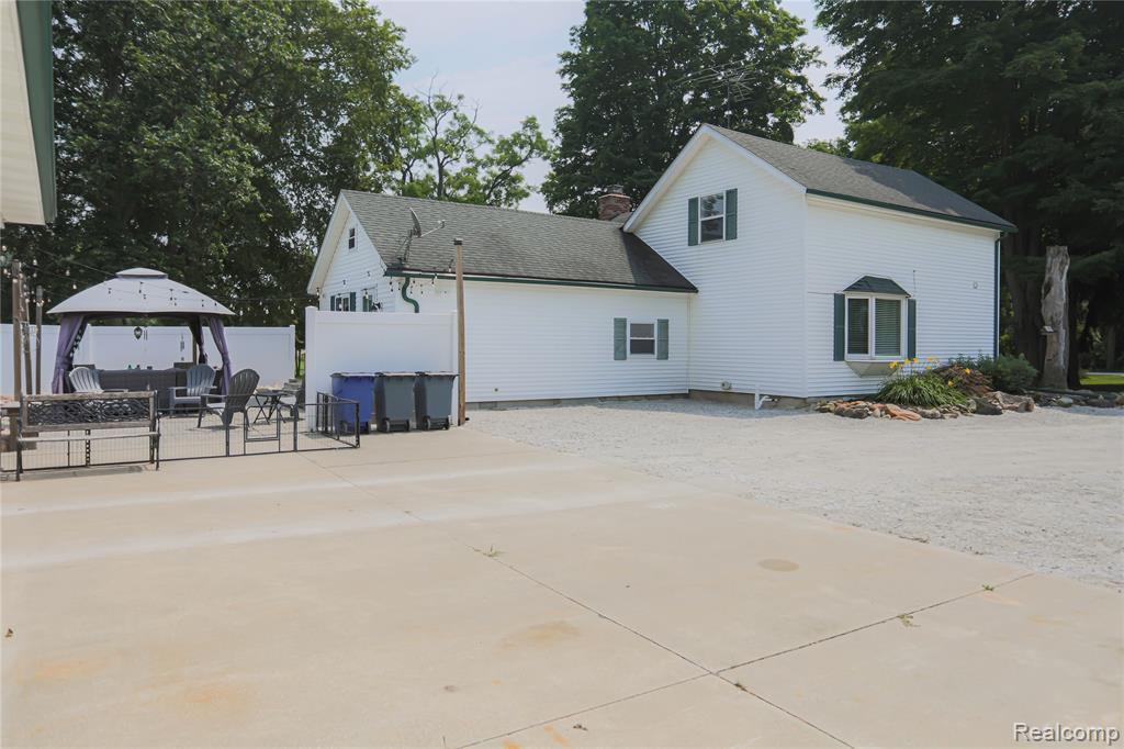 7284 Beard Road, Clyde, MI 48049 — Photo 8