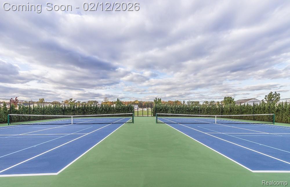 9431 Pine Valley Drive, Grand Blanc, MI, 48439