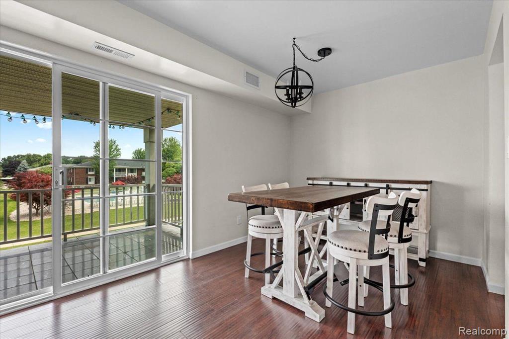 1744 HARRISON Avenue, C-7, Trenton, MI 48183 — Photo 4