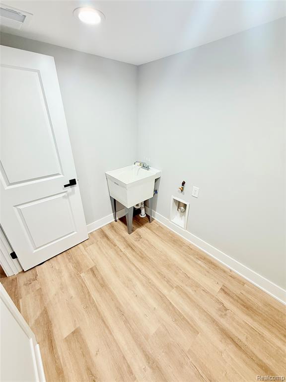21805 Downing Street, Saint Clair Shores, MI 48080 — Photo 35