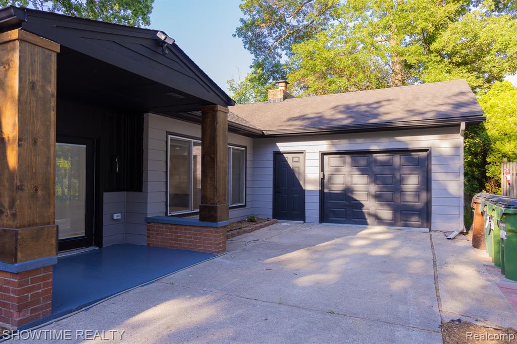 45626 Wakefield Street, Shelby Twp, MI 48317 — Photo 2