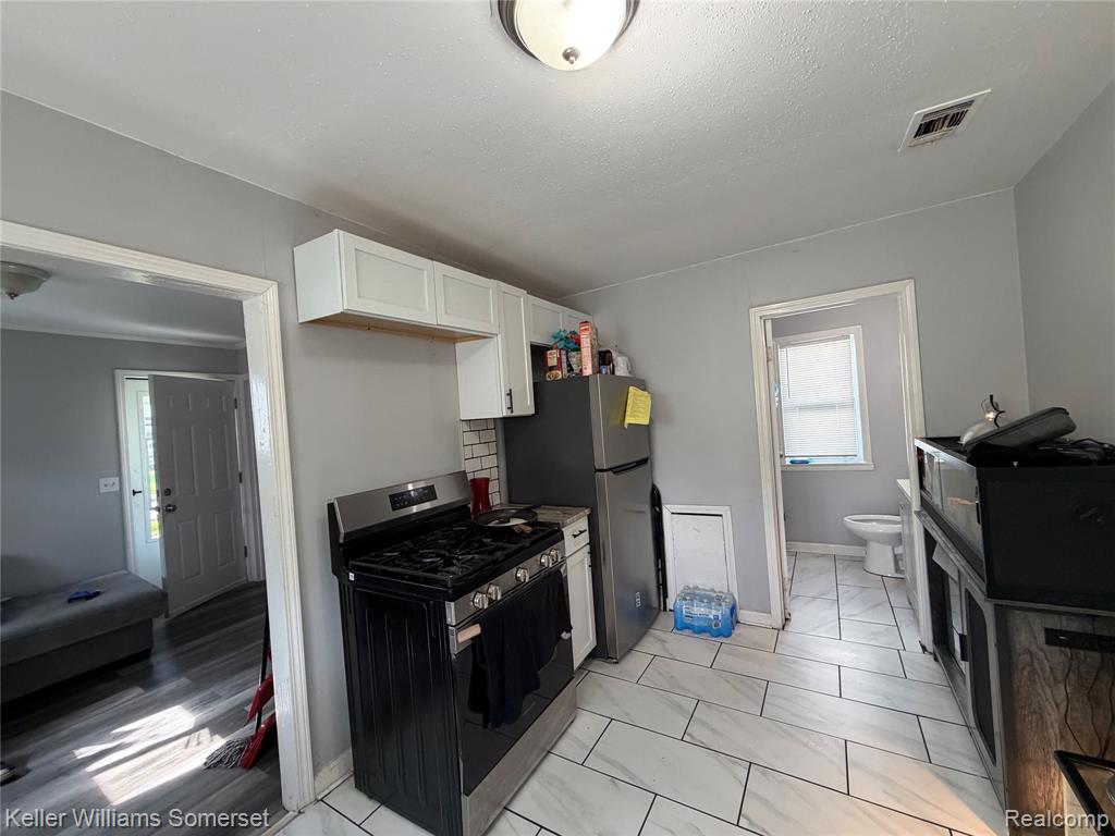 8499 Chapp Avenue, Warren, MI 48089 — Photo 7