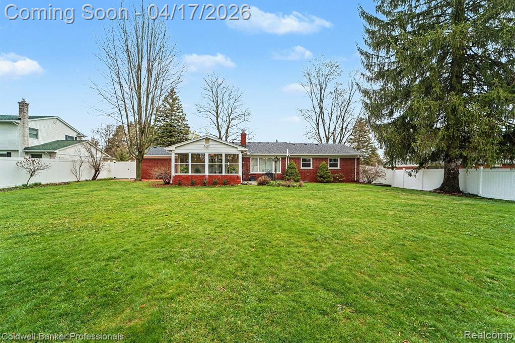 717 Sandstone Drive, Rochester Hills, MI 48309 — Photo 37