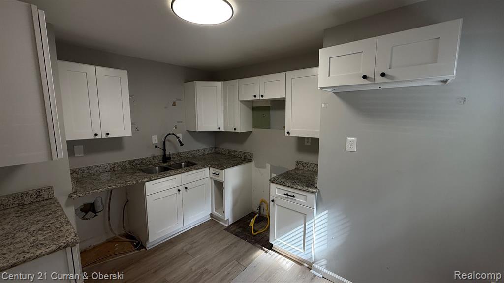 648 W HAZELHURST Street, Ferndale, MI 48220 — Photo 10
