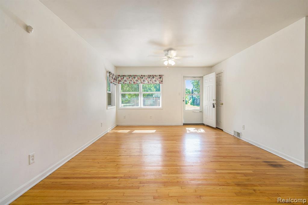 1210 Desoto Avenue, Ypsilanti, MI 48198 — Photo 7