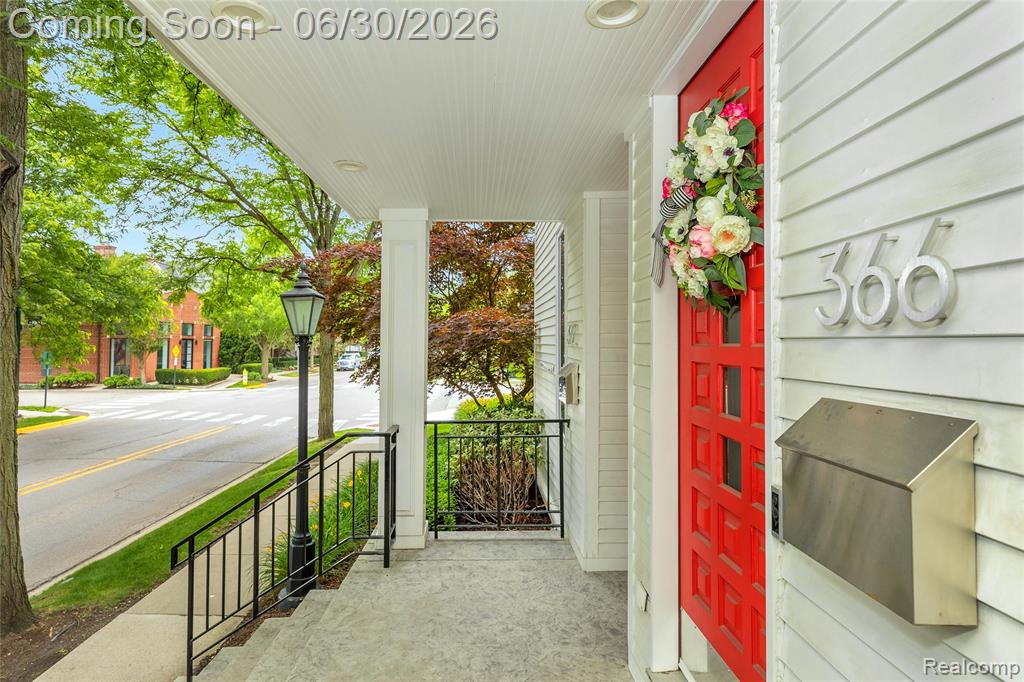 366 W Brown Street - Photo 3
