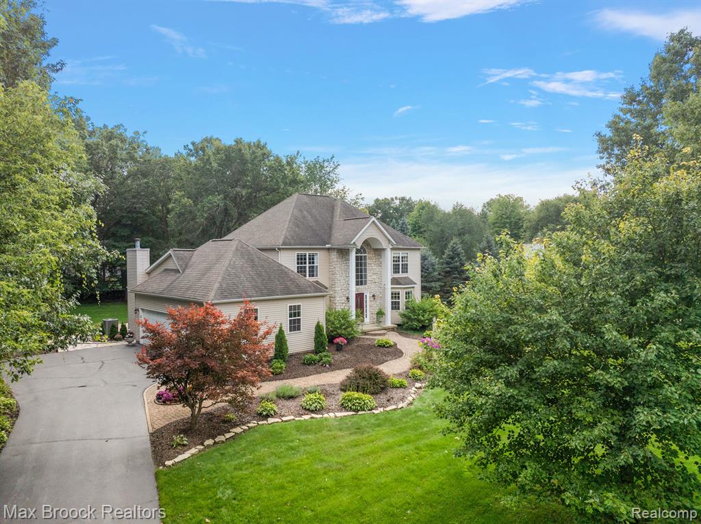4536 SEDONA Drive, Clarkston, MI 48348 — Photo 37