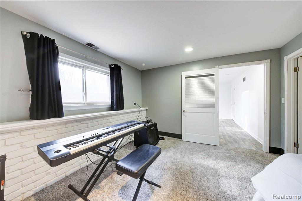 2718 Sexton Road, Howell, MI 48843 — Photo 26